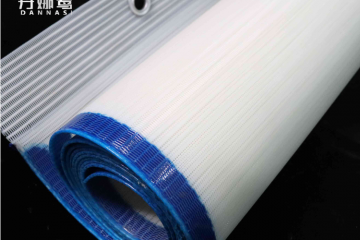 帶式壓濾機(jī)網(wǎng)帶粘泥的原因-透氣透水不透泥{丹娜鷥過濾}